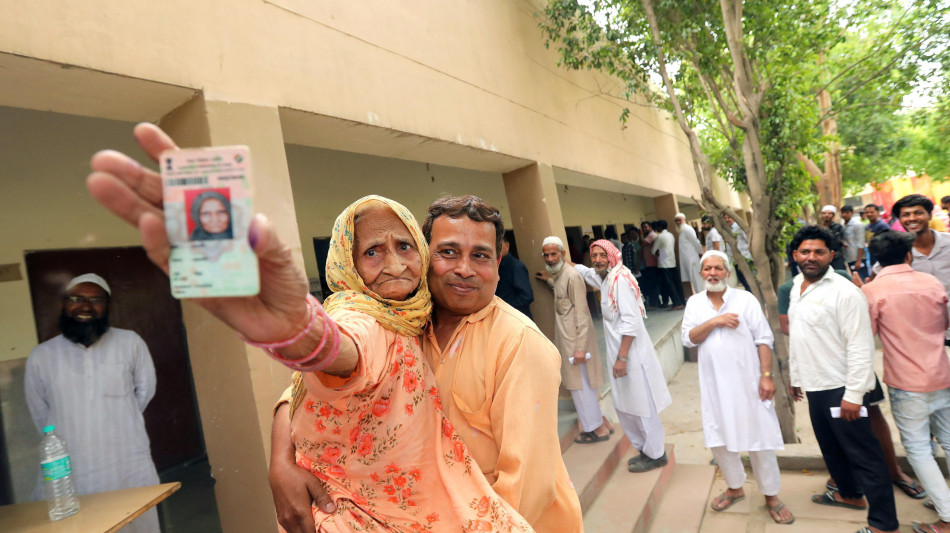 India: domani terza tornata elettorale, si voter&agrave; in 94 collegi