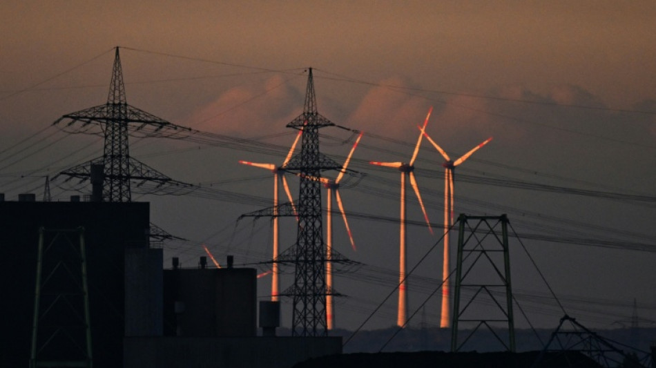 Stromsteuersenkung: Koalitionäre schieben sich Veranwortung zu