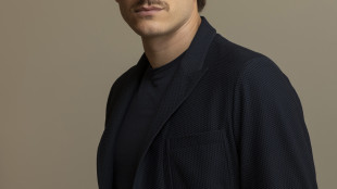 Marinelli sul set di Let Love In diretto da van Groeningen