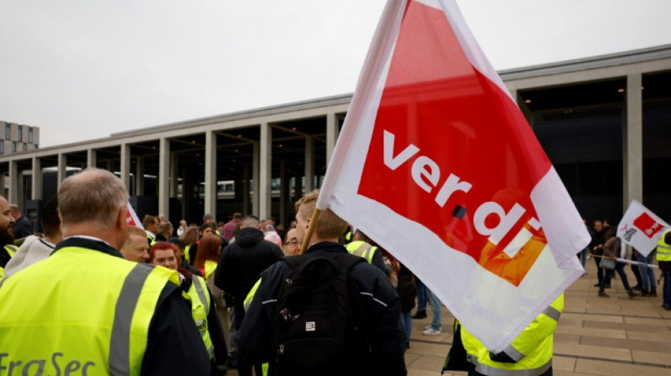Erneut zahlreiche Flugausf&auml;lle wegen Streiks des Sicherheitspersonals
