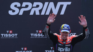 Espargar&oacute; aprovecha la ca&iacute;da de Bagnaia para imponerse en el esprint de Catalu&ntilde;a