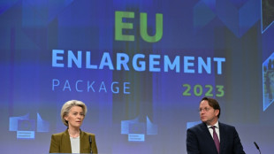 Von der Leyen will mit ungarischem Kommissar über Spionage-Vorwürfe reden