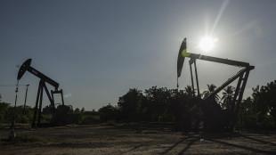 Il prezzo del petrolio sale con l'Iran, Brent vicino a 70 dollari