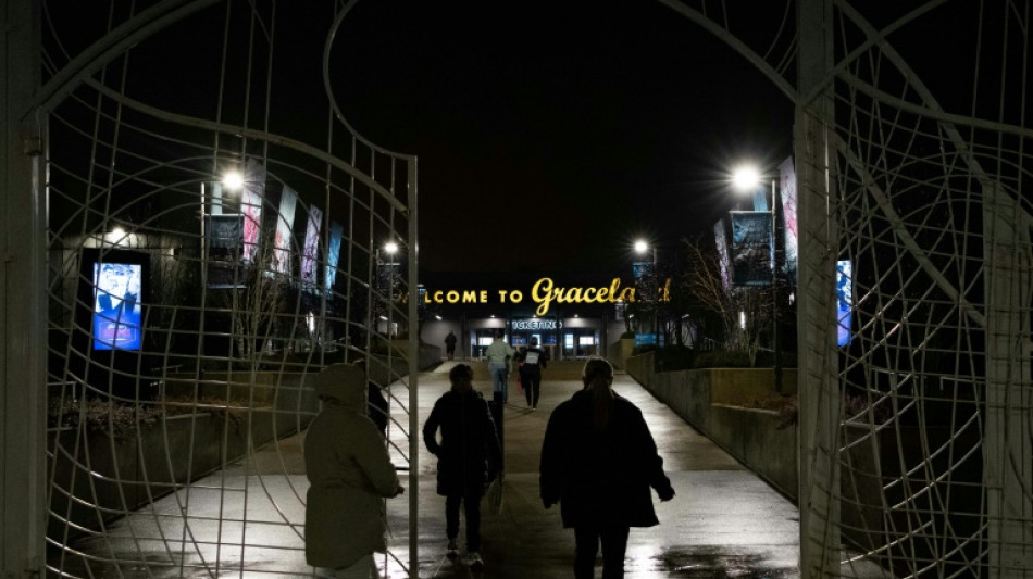 Dernier hommage &agrave; Graceland pour Lisa Marie Presley, qui repose pr&egrave;s de son p&egrave;re