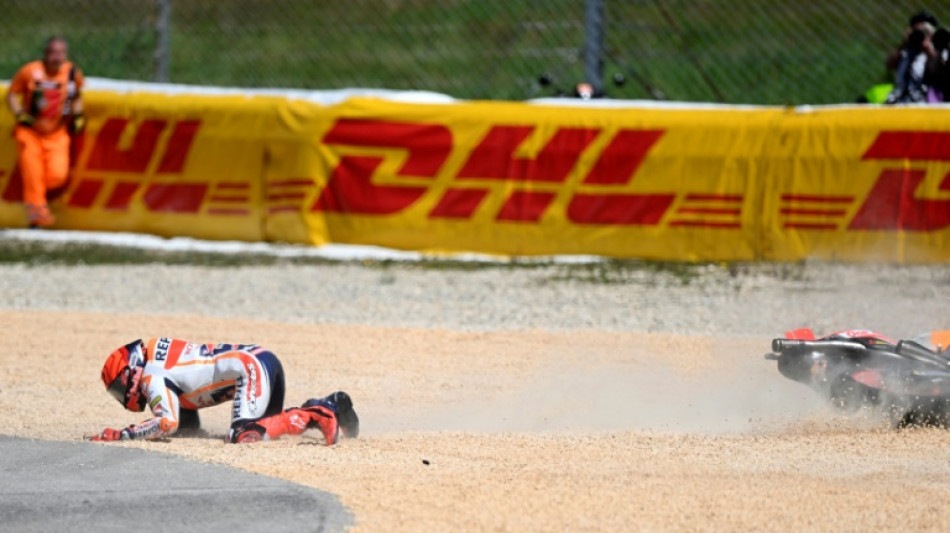 Bagnaia da el primer golpe en Portugal, M&aacute;rquez se retira tras una ca&iacute;da