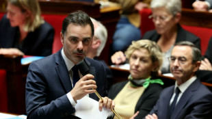 Un budget r&eacute;&eacute;crit en commission, pr&eacute;lude &agrave; un d&eacute;bat acharn&eacute; &agrave; l'Assembl&eacute;e