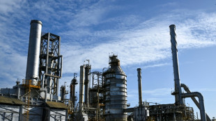 Venezuela avanza en apertura petrolera exigida por EEUU, que nombra jefa de misi&oacute;n diplom&aacute;tica