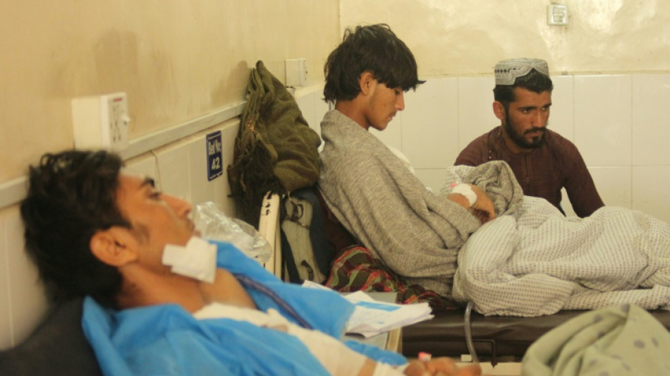 Tens of thousands of Afghans displaced by Pakistan conflict