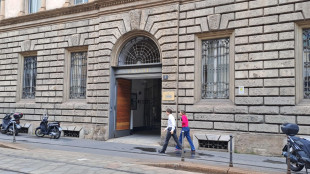 Consob oscura siti per vendere cripto con politici 'clonati'