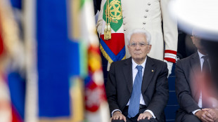 Mattarella, il dovere della Repubblica &egrave; proteggere l'infanzia