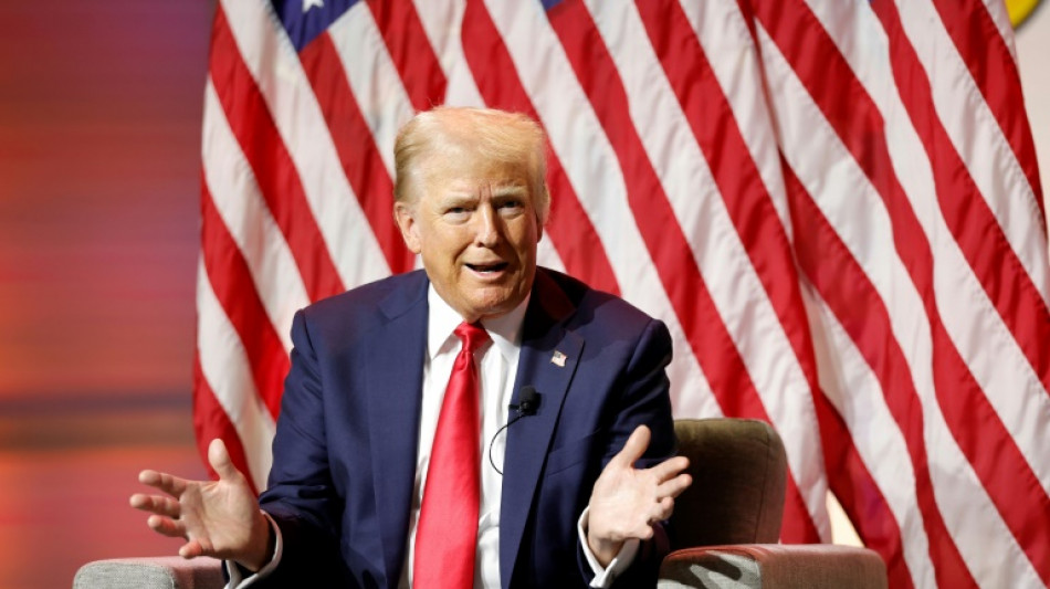 Trump accuse Harris d'&ecirc;tre "devenue" noire pour des raisons politiques