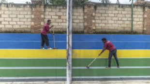 Reino Unido quiere expulsar 5.700 migrantes a Ruanda "de aqu&iacute; a final de a&ntilde;o"