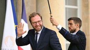 Confront&eacute;e &agrave; un de ses "pires" d&eacute;ficits, la France se pr&eacute;pare &agrave; augmenter les imp&ocirc;ts