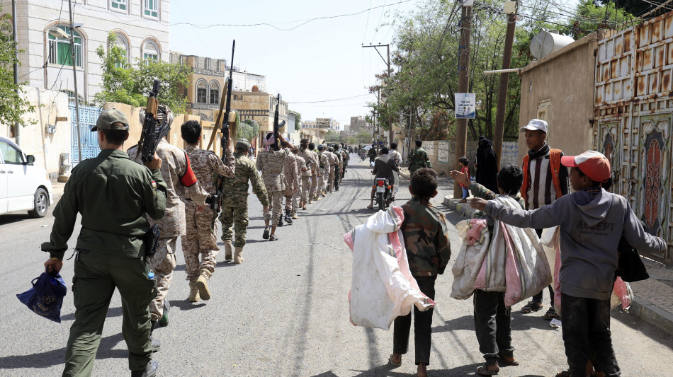 'Houthi conquistano altro terreno, controllano Stretto Bab al-Mandeb'