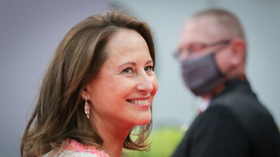 S&eacute;gol&egrave;ne Royal va &ecirc;tre "&eacute;ditorialiste politique" de "Touche pas &agrave; mon poste"