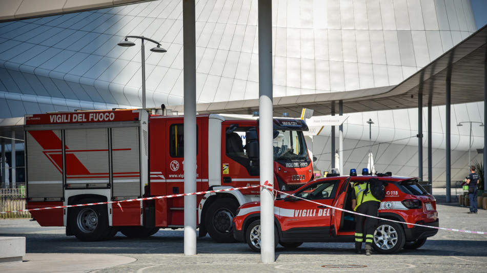 Scritta pericolante, CityLife verso la normalit&agrave;