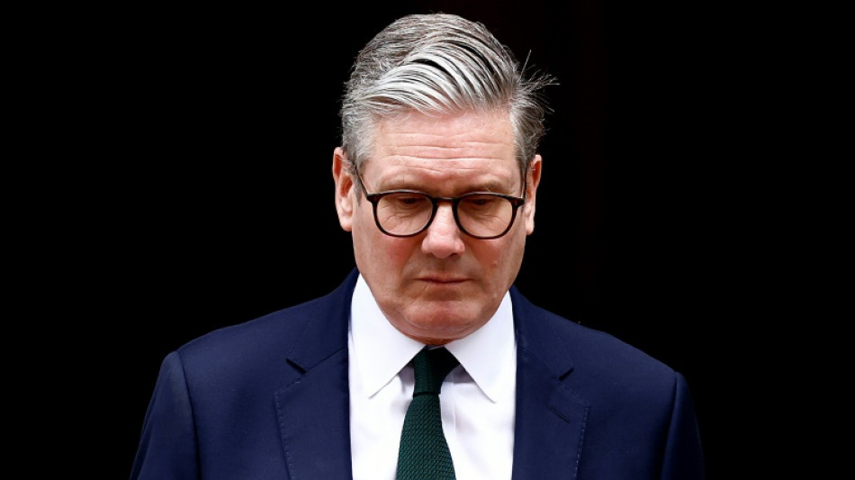 Face aux &eacute;meutes, le gouvernement britannique mobilise policiers et places de prison