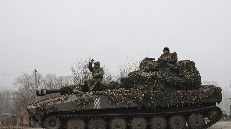 Media, Mosca prepara un'offensiva lungo linea del fronte