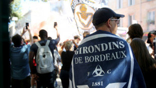 Bordeaux &eacute; rebaixado para 3&ordf; divis&atilde;o francesa por problemas financeiros