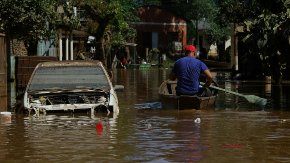 Fortes chuvas na região sul deixam pelo menos seis mortos