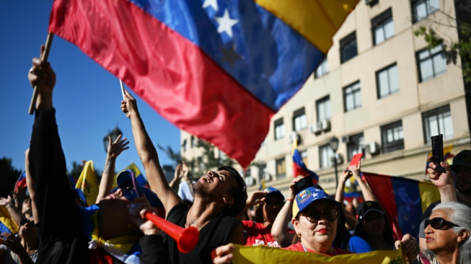 Venezuela schlie&szlig;t vor Vereidigung von Maduro Grenze zu Kolumbien