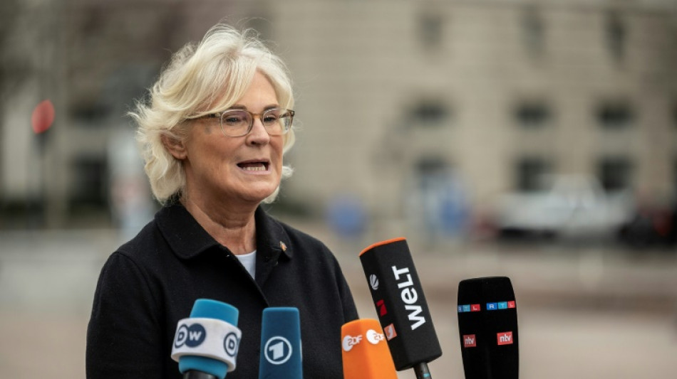 "Bild": S&ouml;der fordert von Bundeskanzler Scholz Entlassung Lambrechts