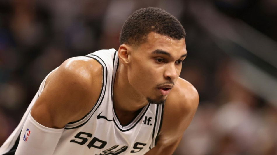 La com&egrave;te Wembanyama a frapp&eacute; la NBA, malgr&eacute; un premier match perdu contre Dallas