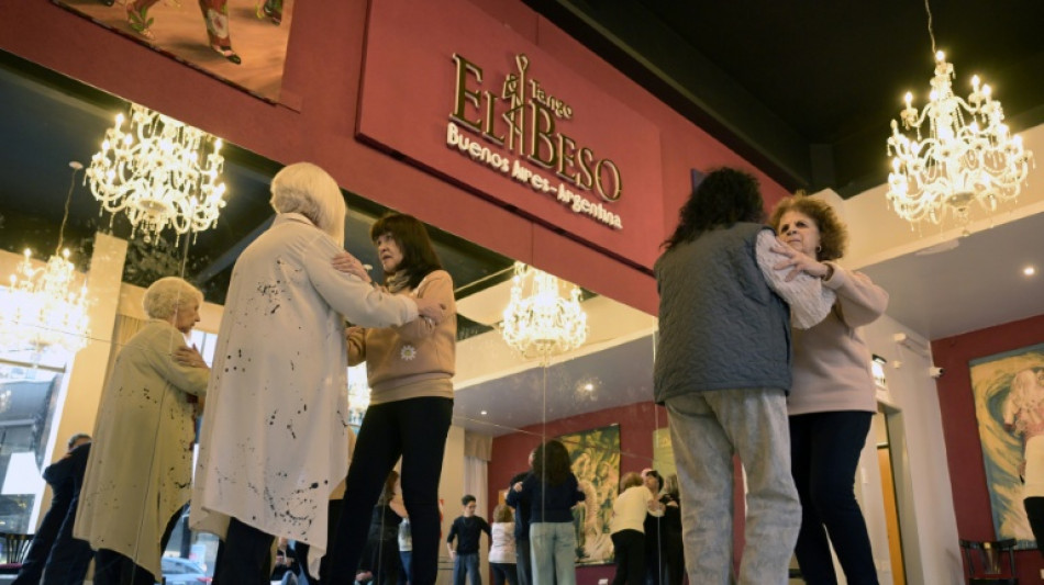 En Argentine, la "tango thérapie" pour mieux supporter la maladie de Parkinson 