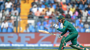 De Kock hits his third hundred of World Cup for South Africa