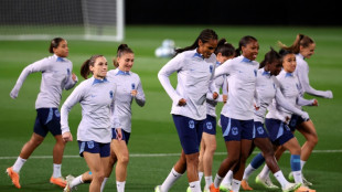Mondial: face &agrave; leur destin, les Bleues se lancent contre la Jama&iuml;que