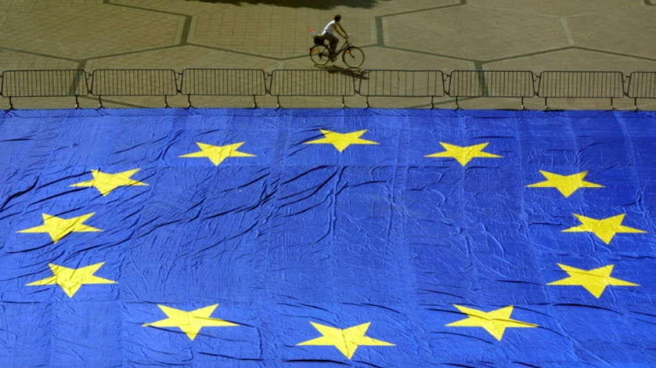 UE : un avis scientifique recommande une "large restriction" des polluants &eacute;ternels