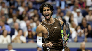 Alcaraz vence portugu&ecirc;s e avan&ccedil;a &agrave; terceira rodada do US Open