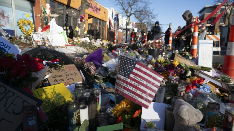 Governo dos EUA suspende agentes envolvidos em ataque em Minneapolis