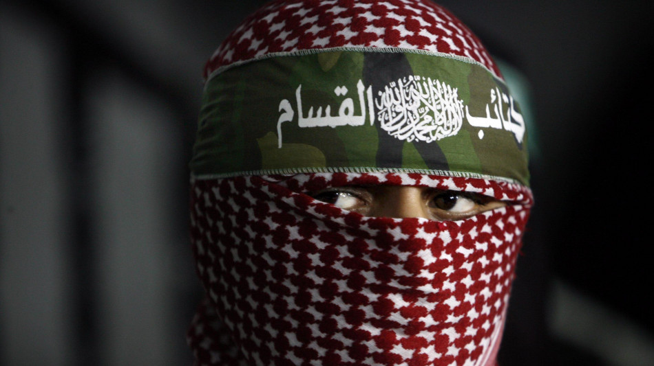 Hamas, 'Israele pagherà col sangue attacco a Gaza City'