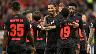 Leverkusen bate Freiburg e emenda 4ª vitória seguida no Alemão