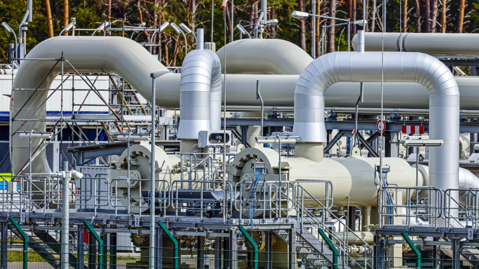 Il gas sotto i 30 euro con dialoghi pace Russia-Ucraina