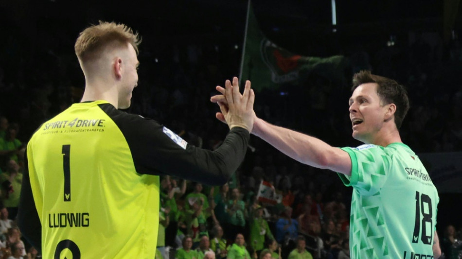 F&uuml;chse werfen Flensburg aus Titelrennen - Kiel marschiert