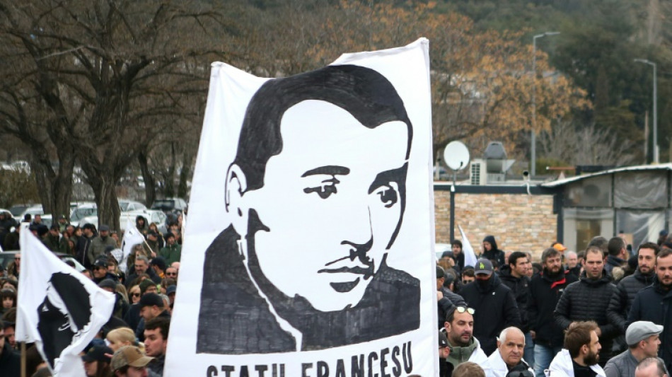 Recueillement en Corse apr&egrave;s la mort de l'ind&eacute;pendantiste Yvan Colonna, assassin d'un pr&eacute;fet fran&ccedil;ais