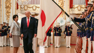 Trump e Takaichi prometem nova 'era de ouro' entre EUA e Japão