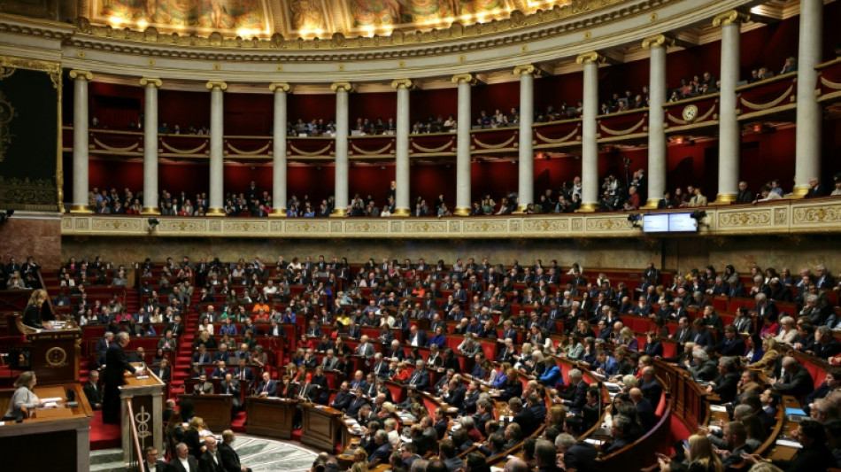 Frankreichs Premierminister Bayrou &uuml;bersteht erste Misstrauensabstimmung