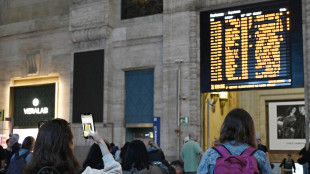 ++ Guasto a treno in Stazione Centrale a Milano, ritardi fino a 100 minuti ++
