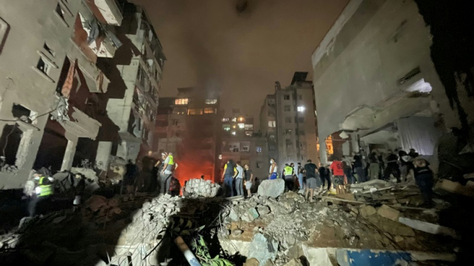 Isra&euml;l m&egrave;ne des raids a&eacute;riens sur le coeur de Beyrouth qui font 22 morts