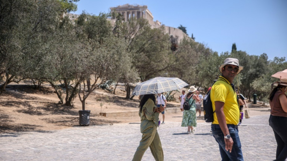 "Un peu d&eacute;&ccedil;us": &agrave; Ath&egrave;nes, la canicule prive partiellement les touristes d'Acropole