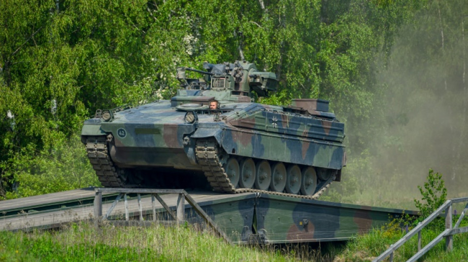 SPD-Politiker Roth f&uuml;r europ&auml;ische Initiative zur Panzer-Lieferung