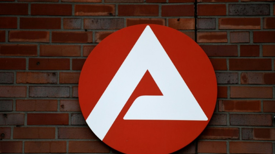 Arbeitslosigkeit steigt mit beginnender Sommerpause auf 6,3 Prozent