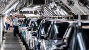 Il mercato italiano dell'auto cresce del 7,6% a marzo, Stellantis del 10,3%