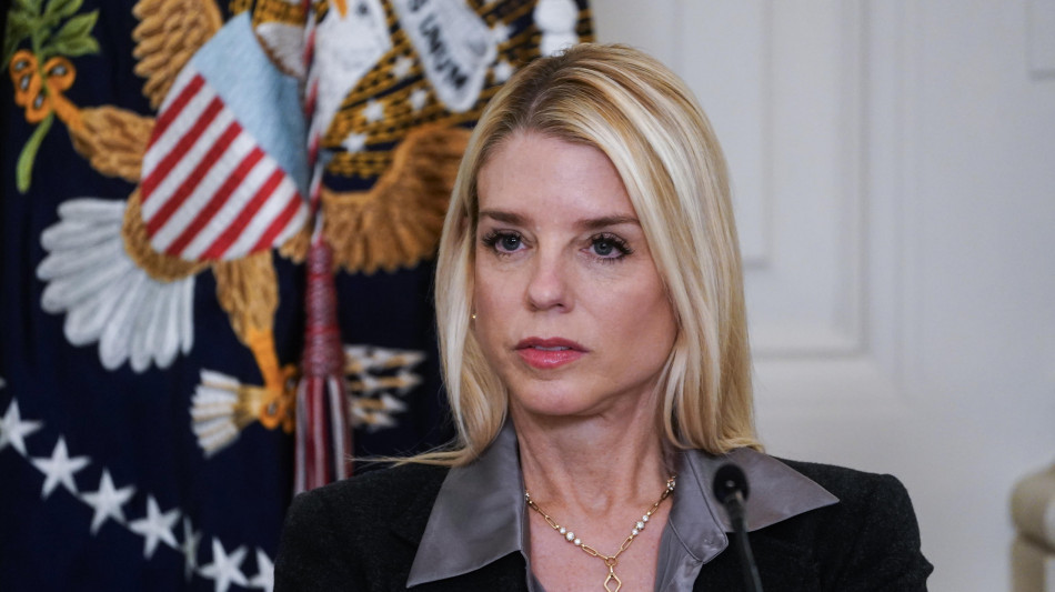 Bondi sceglie procuratore che indagherà su Epstein-Clinton