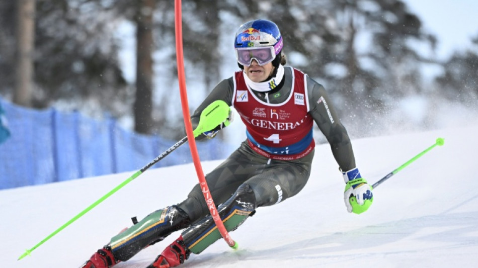 Lucas Pinheiro vence slalom de Levi e d&aacute; ao Brasil 1&ordf; vit&oacute;ria na Copa do Mundo de esqui