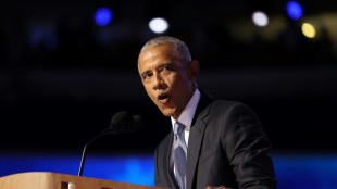 "Yes, she can!" Michelle et Barack Obama saluent en Harris "l'espoir" retrouv&eacute;