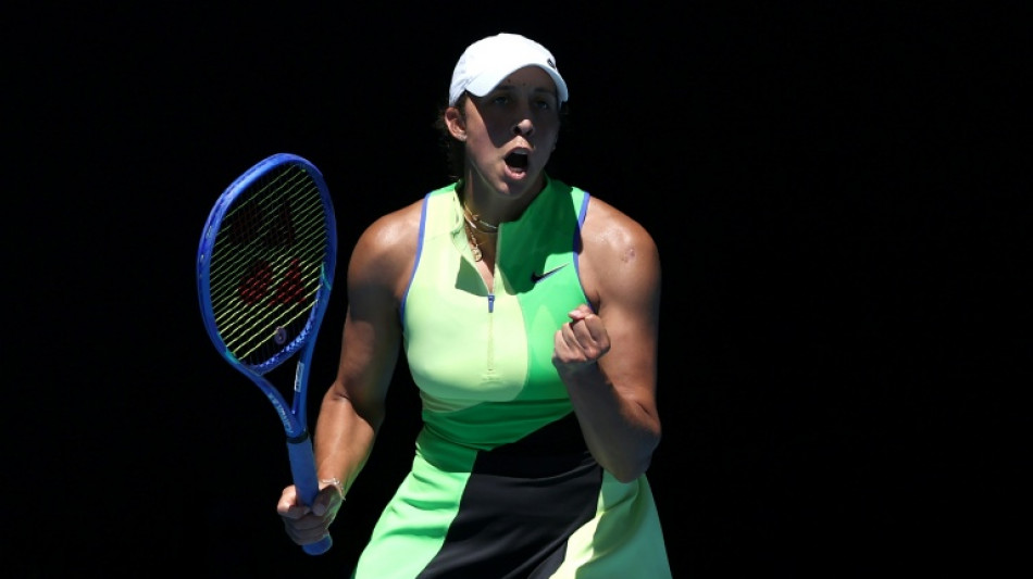 Keys revels in Melbourne heat as Djokovic steps up history bid